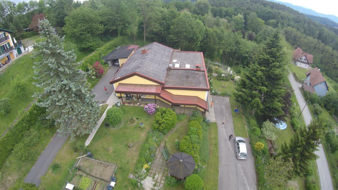 Ferienwohnung Haus Renarth - Michaela Pro Kitzeck im Sausal Exterior foto